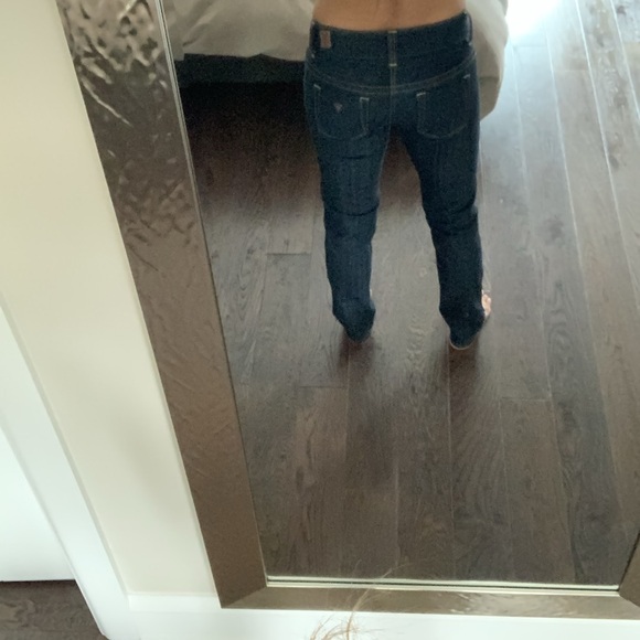 Women’s Guess Jeans - Picture 3 of 10